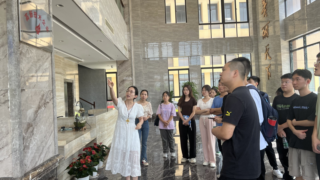 1693204525694147.png 1693204525694147.png